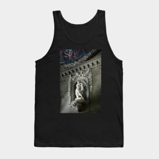 Chatsworth house-Statu 2 Tank Top